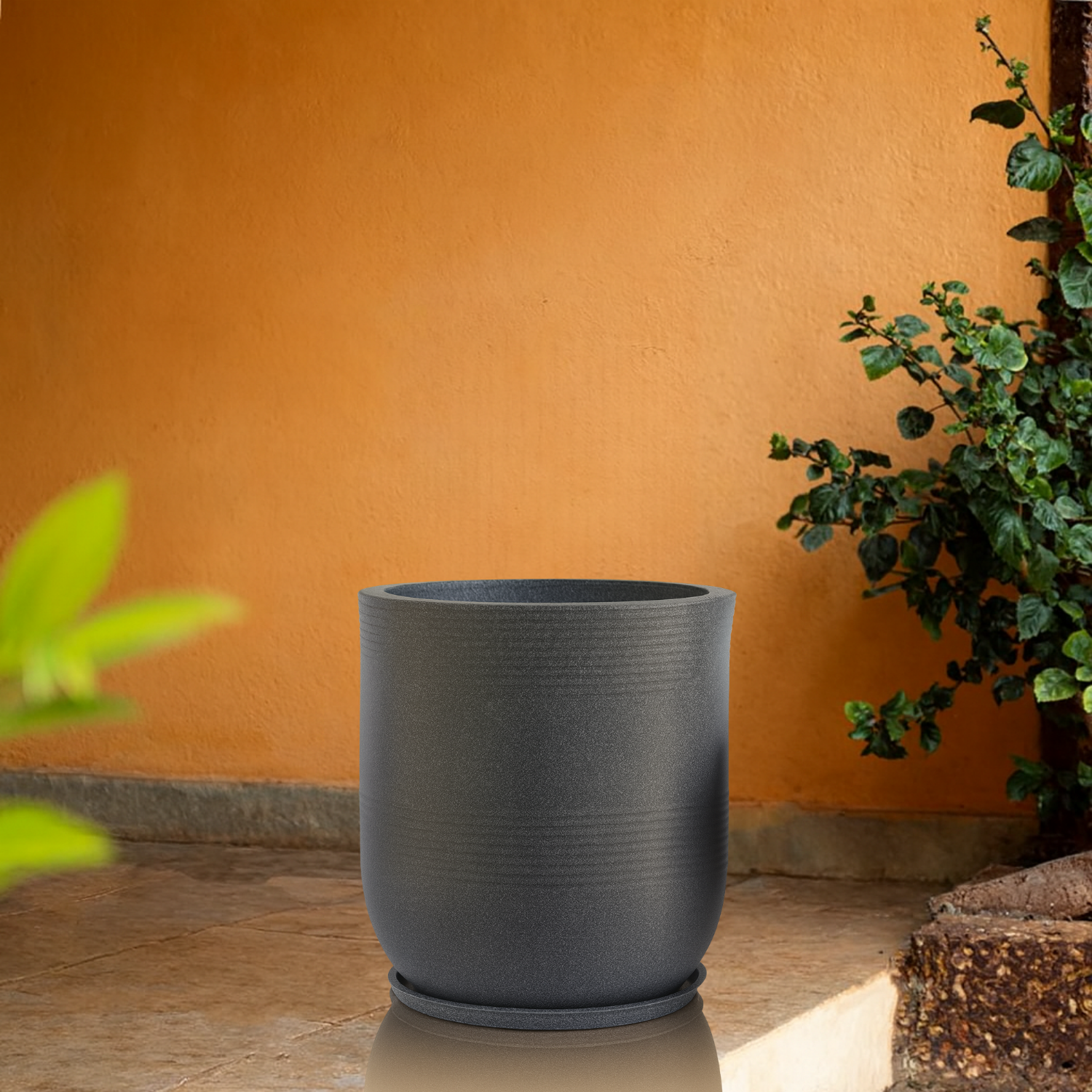 Mia Rotomolded  Pots And Tray for Home & Garden (Pack of 1)
