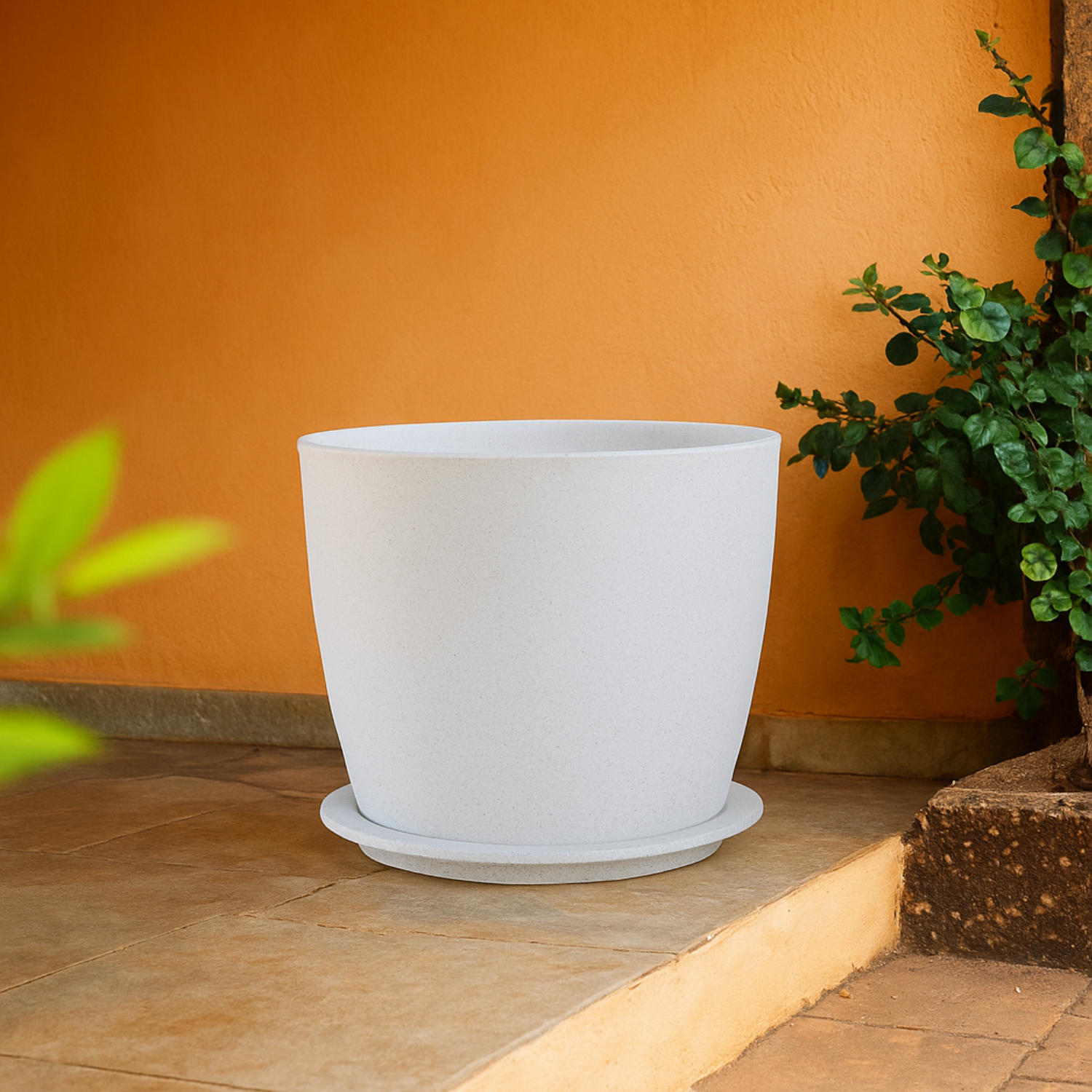 Nora Rotomolded  Pots And Tray for Home & Garden (Pack of 1)