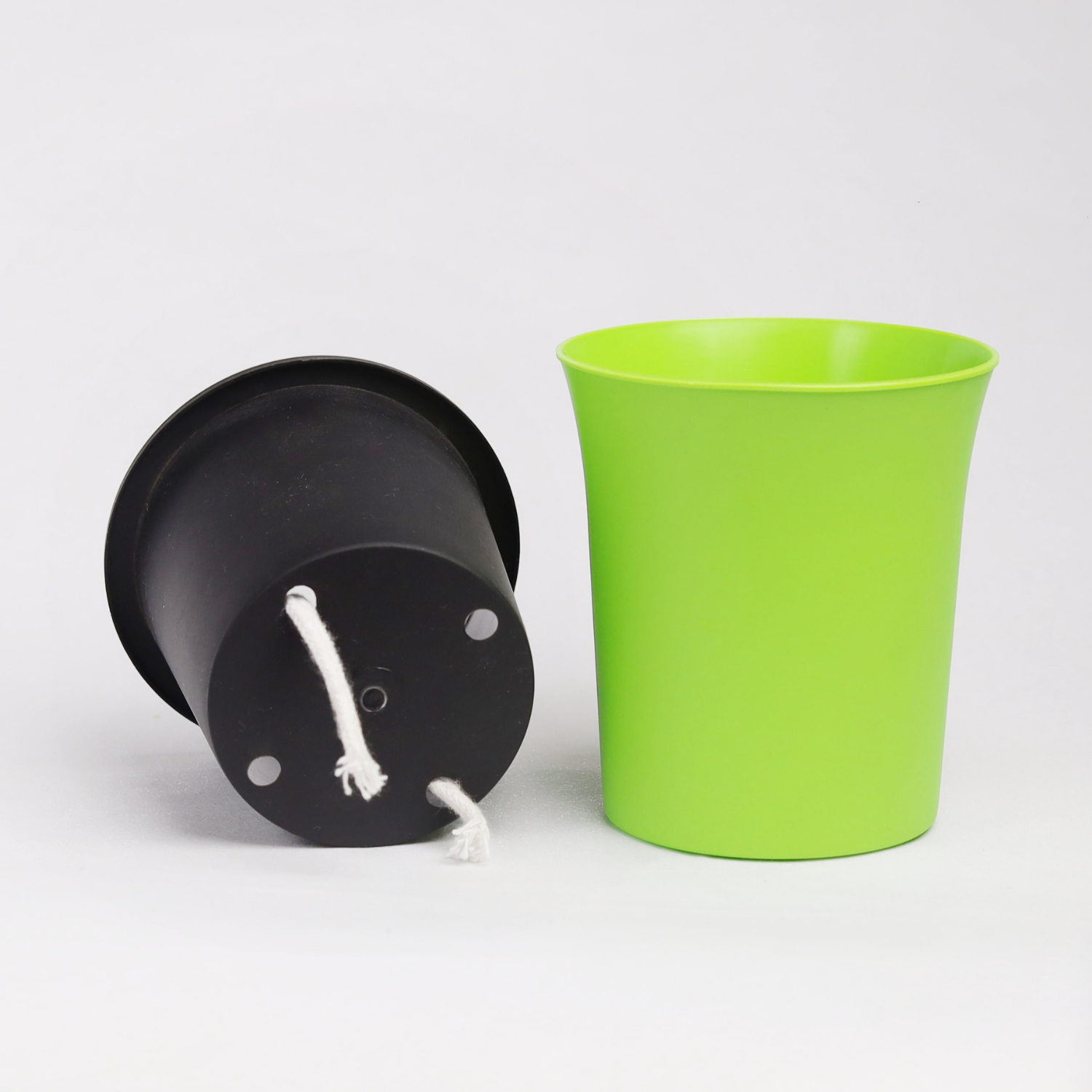 Hug A Plant | Oslo 10.5cm Round Plastic Pots with Inner for Home & Garden